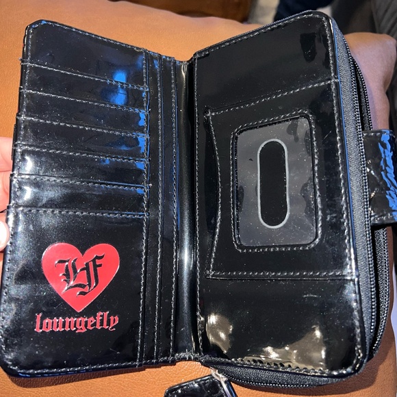 Loungefly Leopard Skull Embossed Dome Purse Bag & Wallet RARE - Has Flaw - Picture 11 of 16